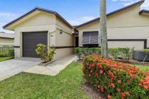 23 Ridge Pointe Dr, Boynton Beach, FL 33435, Sold 07/30/21
