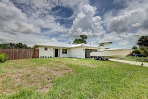 1757 SE Monroe St, Stuart, FL 34997, Sold 09/16/21