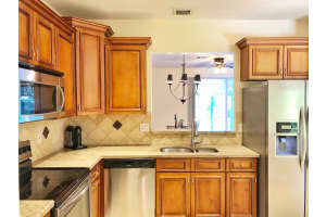 5401 NW 89th Ave, Sunrise, FL 33351, Sold 08/06/21