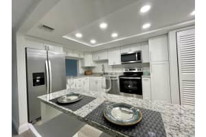 1030 US-1, North Palm Beach, FL 33408, Sold 08/06/21