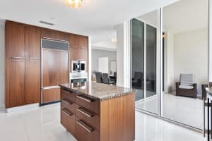 15811 Collins Ave, Sunny Isles Beach, FL 33160, Sold 09/10/21