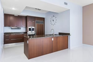 15811 Collins Ave, Sunny Isles Beach, FL 33160, Sold 11/04/21