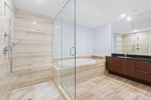 15811 Collins Ave, Sunny Isles Beach, FL 33160, Sold 11/04/21