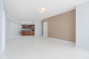 15811 Collins Ave, Sunny Isles Beach, FL 33160, Sold 09/30/21