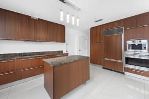 15901 Collins Ave, Sunny Isles Beach, FL 33160, Sold 01/04/22
