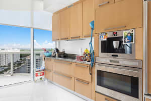 15901 Collins Ave, Sunny Isles Beach, FL 33160, Sold 09/28/21