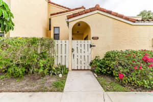 22352 Pineapple Walk Dr, Boca Raton, FL 33433, Sold 10/07/21