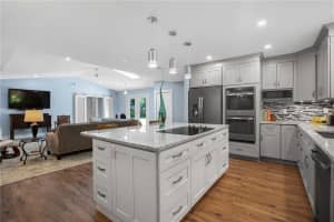 907 Tropic Dr, Vero Beach, FL 32963, Sold 08/09/21