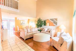 19709 NW 84th Ct, Hialeah, FL 33015, Sold 08/23/21