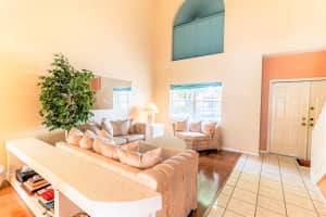 19709 NW 84th Ct, Hialeah, FL 33015, Sold 08/23/21