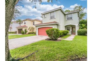 3933 Crescent Creek Dr, Coconut Creek, FL 33073, Sold 10/04/21