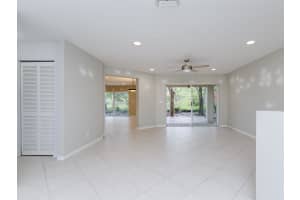 3933 Crescent Creek Dr, Coconut Creek, FL 33073, Sold 10/04/21
