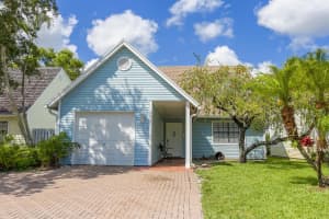 2830 Black Pine Ct, Lake Worth, FL 33462, Sold 08/12/21