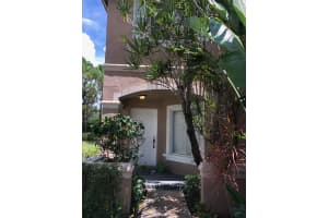 4904 Pinemore Ln, Lake Worth, FL 33463, Sold 08/27/21