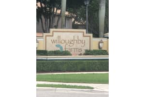 4904 Pinemore Ln, Lake Worth, FL 33463, Sold 08/27/21