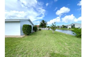 9502 NW 80th St, Tamarac, FL 33321, Sold 09/30/21