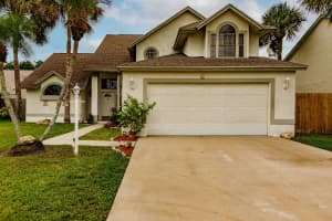 MLS# R10726713, Wellington, Florida 33414