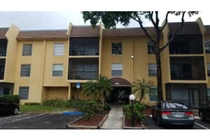 480 NW 20th St, Boca Raton, FL 33431, Sold 09/17/21