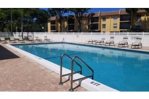 480 NW 20th St, Boca Raton, FL 33431, Sold 09/17/21