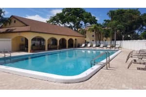 480 NW 20th St, Boca Raton, FL 33431, Sold 09/17/21