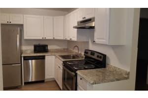 480 NW 20th St, Boca Raton, FL 33431, Sold 09/17/21