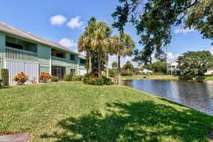 5770 Pelican Pointe Dr, Sebastian, FL 32958, Sold 08/16/21