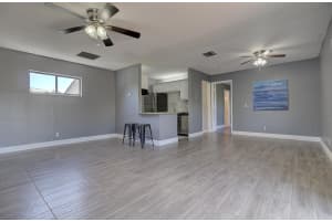 32 Crossings Cir, Boynton Beach, FL 33435, Sold 11/18/21