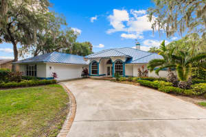 672 SE Norseman Dr, Port St. Lucie, FL 34984, Sold 08/03/21