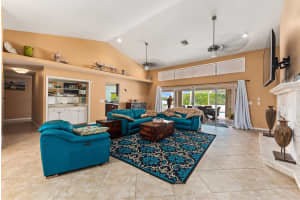 672 SE Norseman Dr, Port St. Lucie, FL 34984, Sold 08/03/21