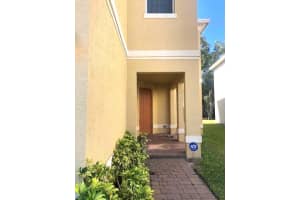 1537 NW Cataluna Cir, Port St. Lucie, FL 34986, Sold 11/05/21