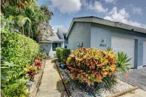3903 Island Club Cir W, Lake Worth, FL 33462, Sold 08/11/21