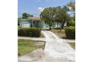 MLS# R10726910, Lake Worth, Florida 33462