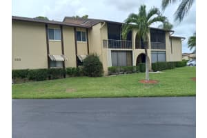 332 Pine Ridge Cir c2, Greenacres, FL 33463, Sold 09/13/21