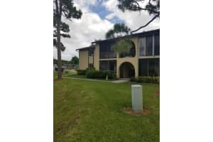 332 Pine Ridge Cir c2, Greenacres, FL 33463, Sold 09/13/21