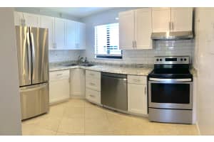 50 SE 12th St, Boca Raton, FL 33432, Sold 08/18/21