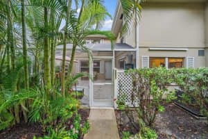 3241 SW Sunset Trace Cir, Palm City, FL 34990, Sold 11/19/21