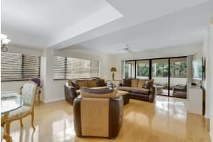511 Oak Harbour Dr, Juno Beach, FL 33408, Sold 08/06/21