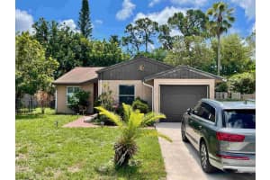 8300 Little Beth Dr E, Boynton Beach, FL 33472, Sold 08/27/21