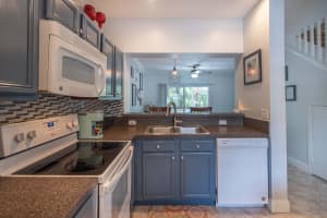 5027 Palmbrooke Cir, West Palm Beach, FL 33417, Sold 08/30/21