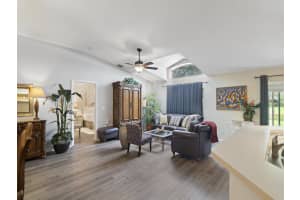 1158 N 13th Square, Vero Beach, FL 32960, Sold 08/16/21