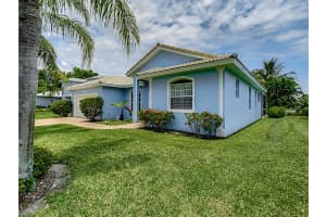 541 NW Pine Sap Pl, Jensen Beach, FL 34957, Sold 08/17/21