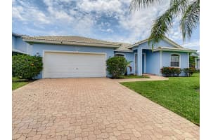 541 NW Pine Sap Pl, Jensen Beach, FL 34957, Sold 08/17/21