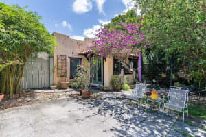 744 Penn St, West Palm Beach, FL 33401, Sold 08/30/21