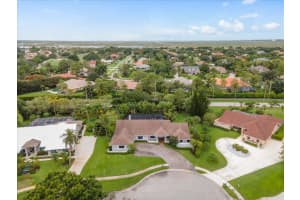 15170 Meadow Wood Dr, Wellington, FL 33414, Sold 08/10/21