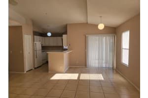 2812 Stoneway Ln b, Fort Pierce, FL 34982, Sold 01/12/22