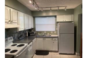 1270 SE Parkview Pl, Stuart, FL 34994, Sold 08/06/21