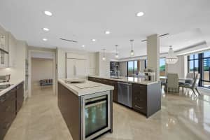 200 E Palmetto Park Rd, Boca Raton, FL 33432, Sold 08/27/21