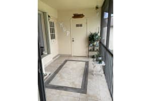 5773 La Paseos Dr b2, Greenacres, FL 33463, Sold 09/10/21