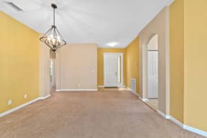 6085 46th Ln, Vero Beach, FL 32967, Sold 09/20/21