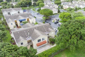 661 Waterside Dr, Hypoluxo, FL 33462, Sold 08/20/21